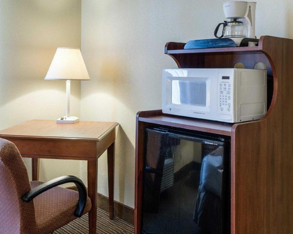 Rodeway Inn Greenville Ngoại thất bức ảnh